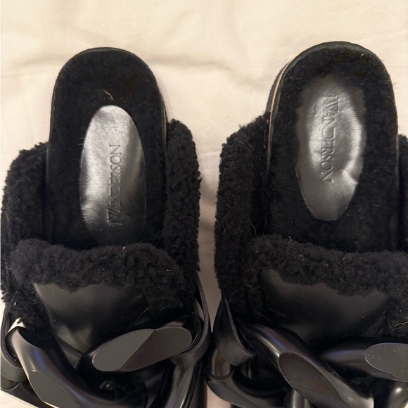 JW ANDERSON Black Shearling Chain Loafer EU 40/US 10 worn once - Picture 4 of 8